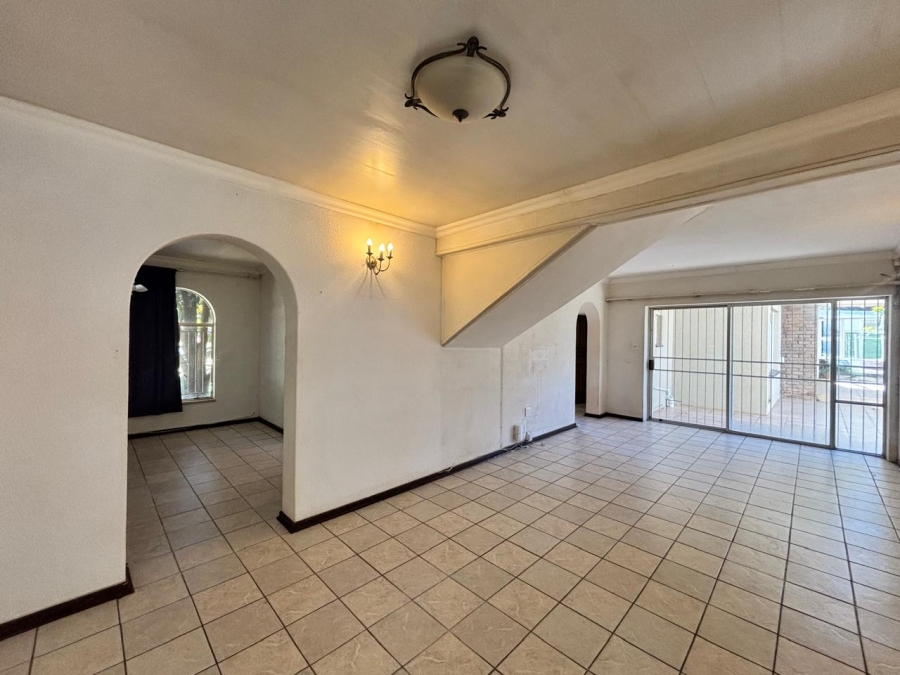 4 Bedroom Property for Sale in Wilkoppies North West
